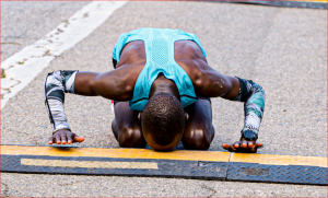 KENYANS DOMINATE THE LOS ANGELES MARATHON