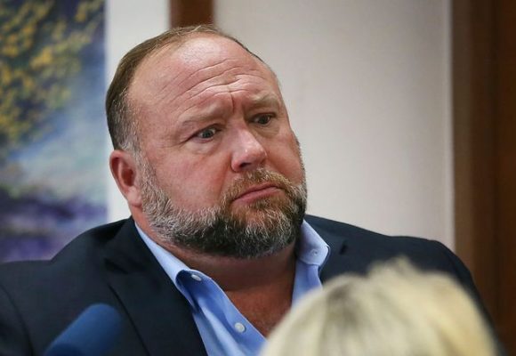 CONSPIRACY THEORIST ALEX JONES SLAPPED WITH OVER $1 BILLION IN DAMAGES FOR YEARS OF CRUEL SLANDER OF SANDY HOOK MASSACRE VICTIMS’ FAMILIES.