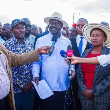 Raila Blocked From Entering Demolition Site in Mavoko; Parliament Extends Mandate of Dialogue Committee