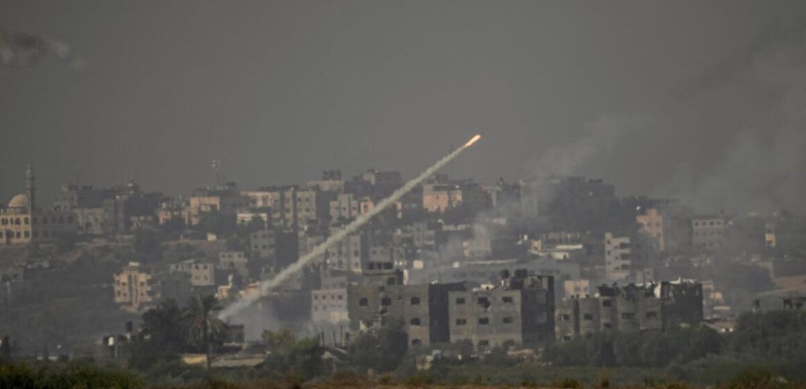 Israel, Hamas Agree 4-day Truce, 50 Hostages To Go Free