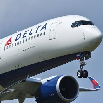 Delta Pilot Jailed for Reporting Drunk to Work