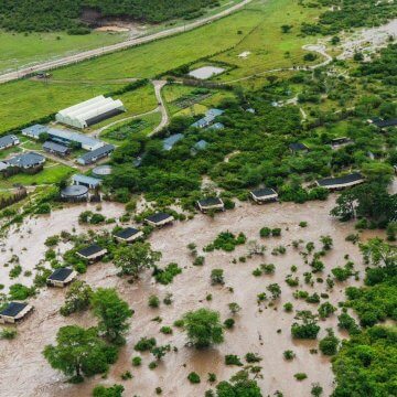 Tourists Evacuated as Floods Ravage Maasai Mara Game Reserve; US Warns Its Citizens