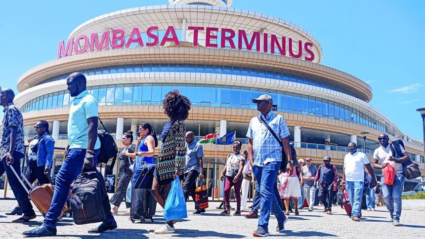 SGR Reports Revenue Increase Despite Decline in Passenger Numbers