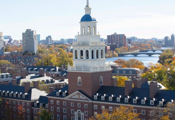 Trump Bars Harvard from Enrolling International Students