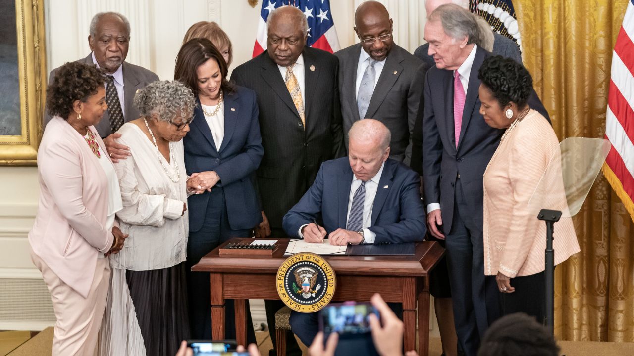 Juneteenth’s Hidden History: How Texas Enslavers Profited From a Two-Year Delay Juneteenth’s Hidden History: How Texas Enslavers Profited From a Two-Year Delay